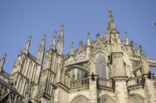 Gotika, Katedra, Skraidančios Stiprios