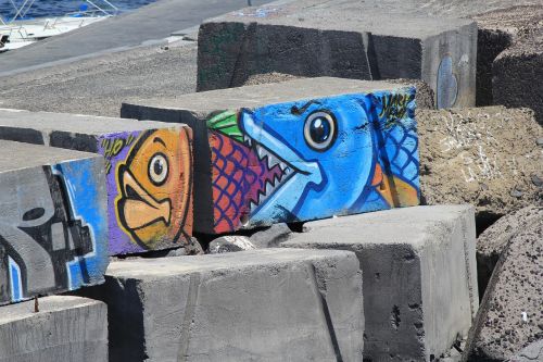 Grafiti, Menas, Betono Blokai