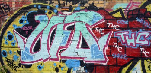 Grafiti, Gatvės Menas, Miesto Menas, Menas, Purkštuvas, Fjeras, Berlynas, Kreuzberg, Spalvinga, Siena, Fasadas