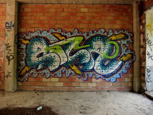 Grafiti, Siena, Plyta