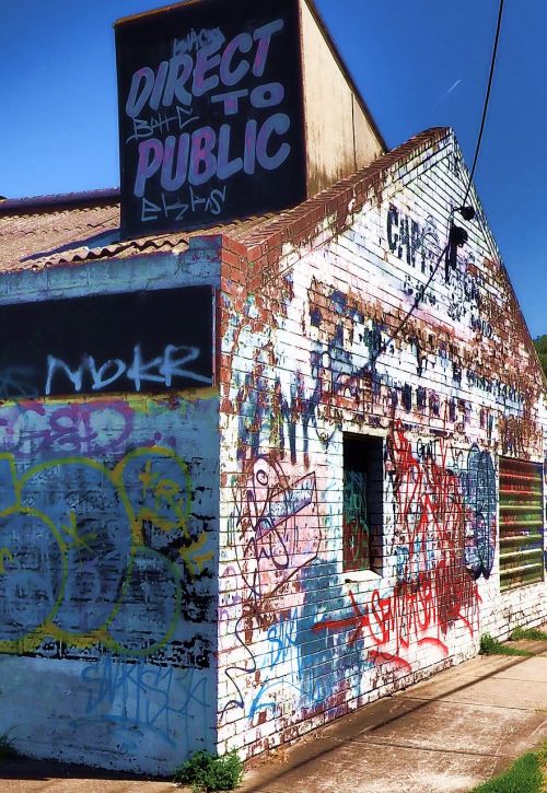 Grafiti,  Melburnas,  Kratinys