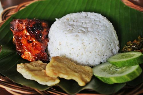 Kepta Vištiena, Balti Ryžiai, Indonezijos Maistas, Prieskoniai, Agurkas, Maistas Java