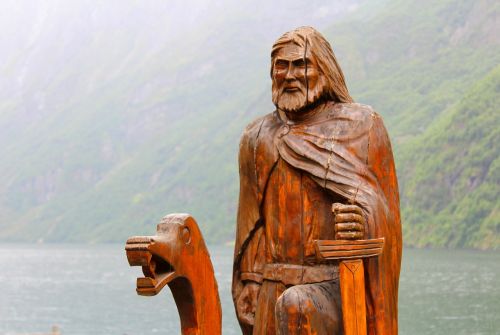 Gudvangen, Nærøyfjord, Viking, Medinė Skulptūra