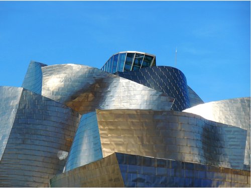 Guggenheimo,  Guggenheimo Muziejus,  Bilbao,  Ispanija,  Muziejus,  Futuristinis,  Architektūra,  Modernus,  Verslo,  Statyba,  Dangus,  Lauko,  Frank Gehry