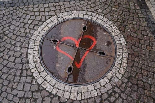 Gullideckel, Vaikščioti, Akmenys