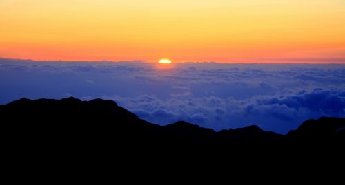Haleakala, Saulėtekis, Debesys, Dangus, Kalnas