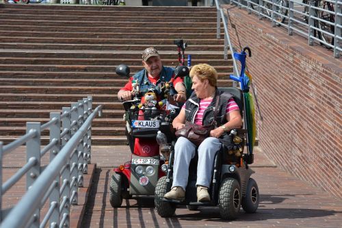 Hamburgas, St Pauli, Neįgaliųjų Vežimėlių Vartotojai, Negalia, Apribojimas, Mobilus, Džiaugsmas, Moteris, Vyras