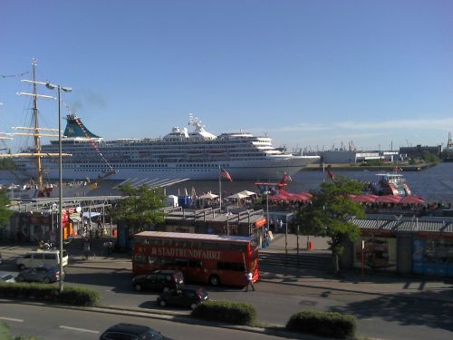 Hamburgas, Kruizinių Laivų Terminalas, Uostas