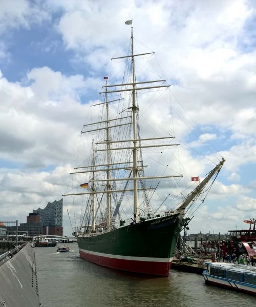 Hamburgas, Landungsbrücken, Uostas, Elbės Filharmonijos Salė, Laivas