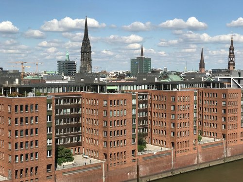 Hamburg,  Miestas,  Architektūra,  Skyline,  Dangus,  Miesto Kraštovaizdis,  Statyba,  Kelionė,  Dangoraižis,  Panorama,  Miesto,  Didelis Miestas