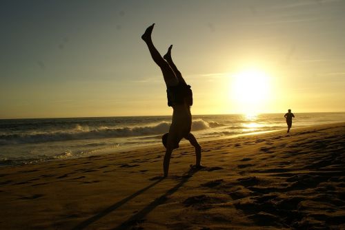 Handstand, Papludimys, Vanduo, Saulėlydis, Jūra, Sportas, Vyras