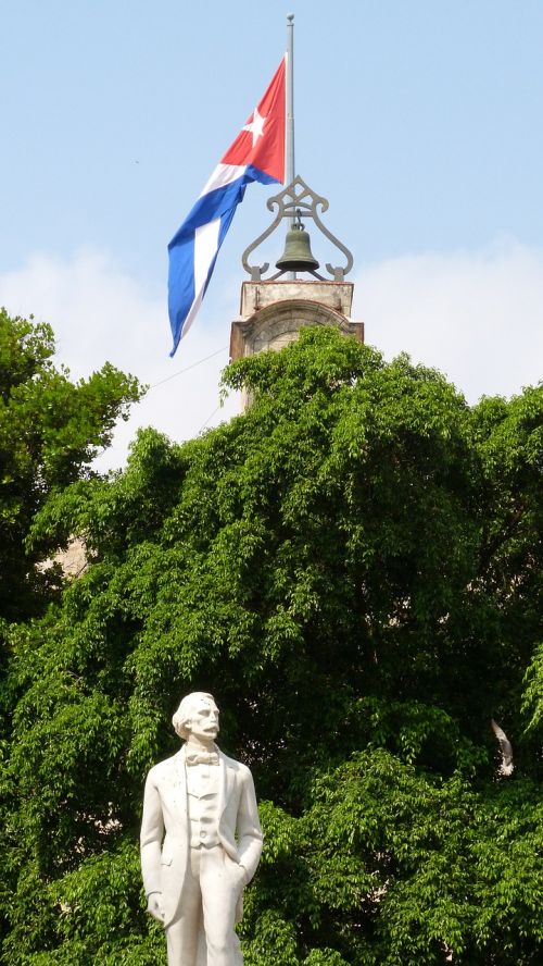 Havana, Kuba, Statula, Parkas, Vėliava, Medžiai, Kolonijinis Stilius, Pietų Amerika