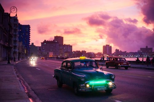 Havana, Automobilis, Naktis, Saulėtekis, Kelionė, Turizmas, Kuba, Senas, Vintage, Architektūra, Dangus, Automobilis, Miestas, Miesto