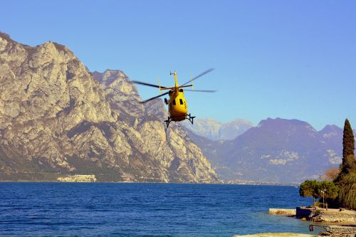 Sraigtasparnis, Kilimas, Gelbėjimas, Skubus Atvėjis, Ežeras, Kilti, 118, Garda, Italy