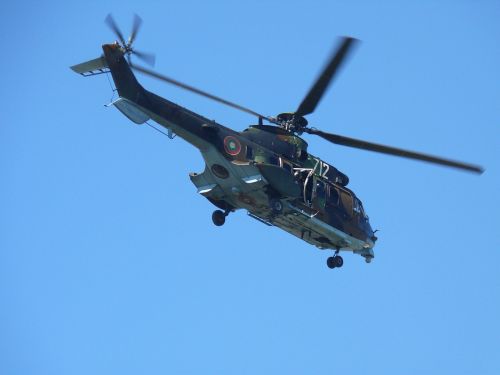 Sraigtasparnis, Ginklas, Bulgarija, Bulgarijos Karinis Sraigtasparnis, Oro Šou
