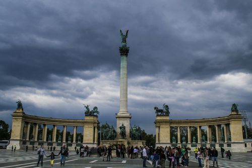 Herojai, Kvadratas, Herojų Aikštė, Budapest, Saulės Šviesa, Archangelas