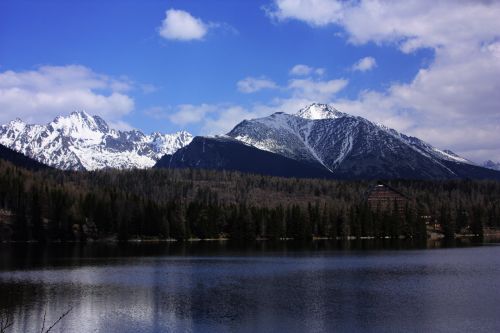Aukštas,  Tatras,  Kalnai,  Sniegas,  Piko,  Ežeras,  Gamta,  Miškas,  Medžiai,  Šviežias,  Oras,  Pavasaris,  Dangus,  Debesys,  Aukštas Tatras