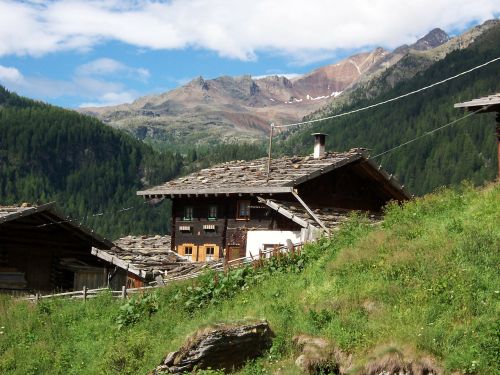 Šventė, South Tyrol, Kalnai, Senoji Sodyba