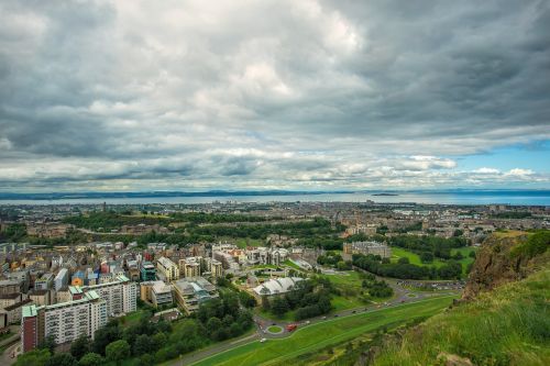 Edinburgo Holyrood Parkas, Edinburgo Miesto Vaizdas, Miestas, Panorama, Vaizdas, Kapitalas, Senas, Pastatas, Kalnas, Paminklas, Lankytinos Vietos, Kelias, Architektūra, Istoriškai, Turizmas, Panorama, Vaizdingas