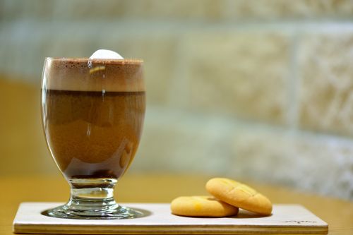 Karštas Šokoladas, Juoda Kakao, Kavinė