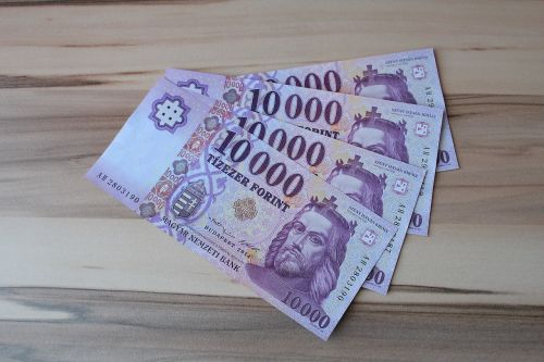 Huf, Vengrų Valiuta, Popieriniai Pinigai, Sąskaitos