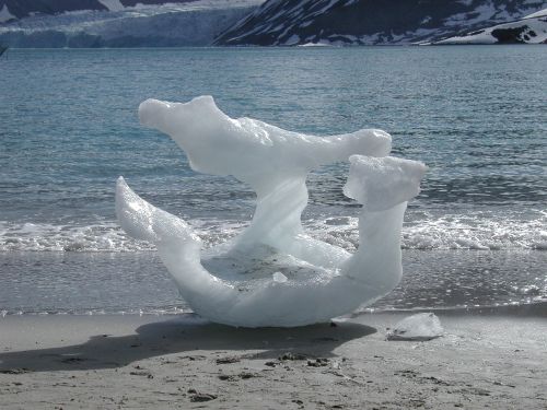 Ledas, Spitsbergenas, Šaltas