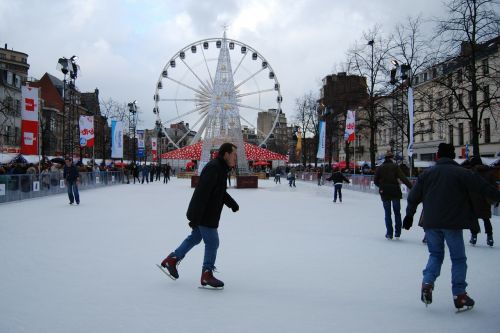 Ledo Čiuožykla, Čiuožyklos Šlaitai, Ferris Ratas, Briuselis, Kalėdų Rinka