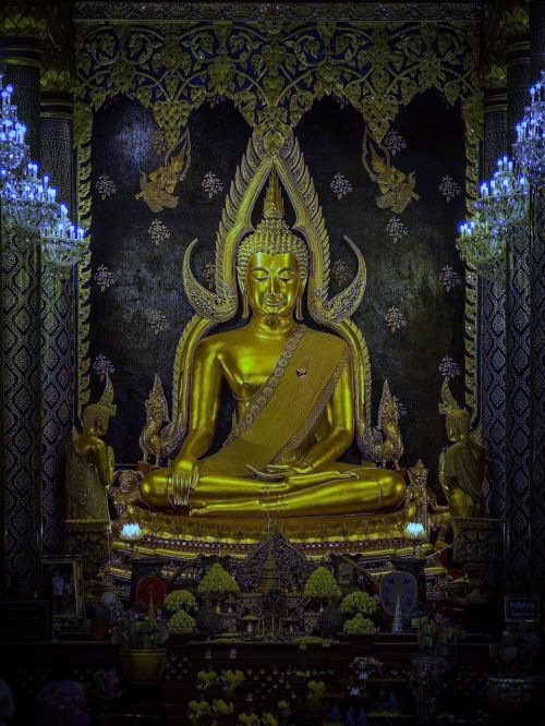 พระ, Phra Buddha Chinnarat, Budizmas