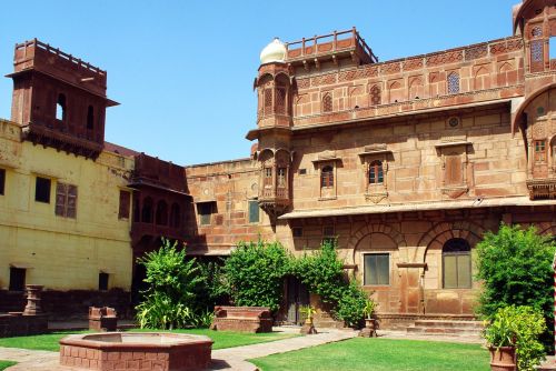 Indija, Rajasthan, Nagaur, Raudonasis Smiltainis, Rūmai, Maharaja, Fasadas