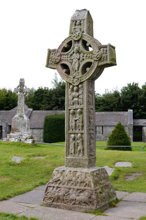 Airija, Clonmacnoise, Kryžiai, Keltų Kryžiai