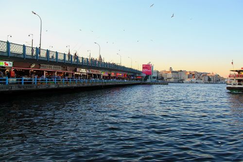 Istanbulas, Galata, Tiltas