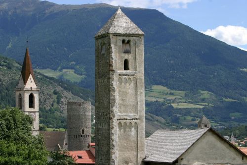 Italy, South Tyrol, Val Venosta, Dolomitai, Bažnyčia, Bokštai