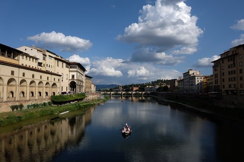 Italija,  Florencija,  Vasara,  Upė