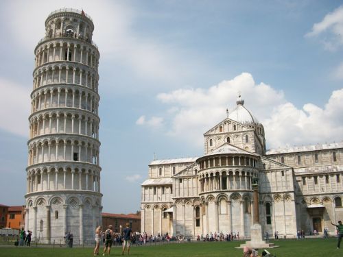 Italy, Pisa, Pasviręs Bokštas, Miestas