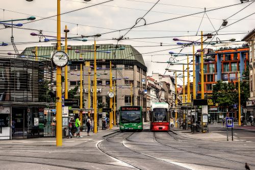 Jakominiplatz, Graz, Tramvajaus Stotelė, Tramvajus, Autobusas, Autobusų Stotelė, Jakominiplein, Miestas, Austria, 2017