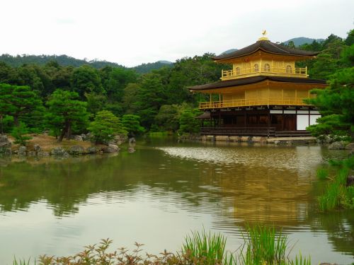 Japonija, Kraštovaizdis, Aukso Paviljono Šventykla