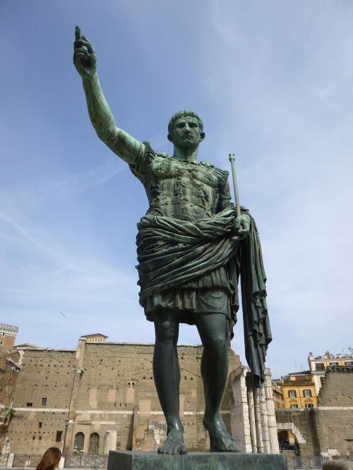 Julijus Cezaris, Cezaris, Statula, Italy, Roma, Roma, Kelionė