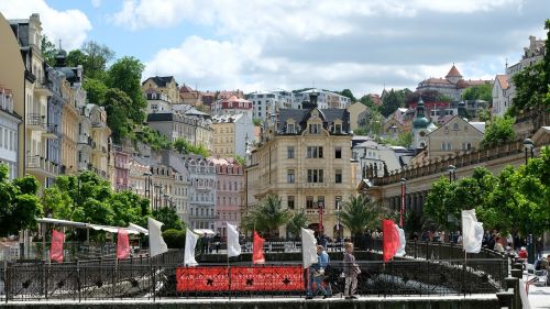 Karlovy Varijuoti, Karlovy Variuosi, Čekijos Respublika, Istoriškai, Senamiestis, Miestas, Upė, Tiltas, Architektūra