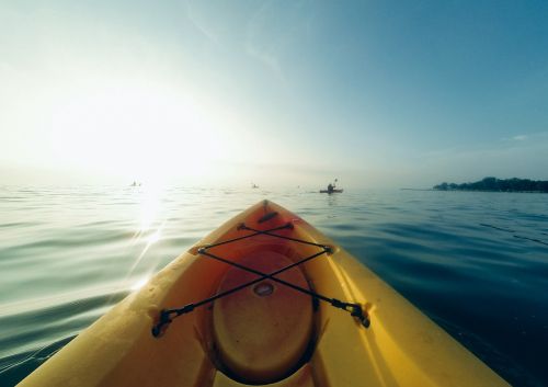 Baidarių,  Nuotykis,  Atrasti,  Hipster,  Vanduo,  Eilutė,  Valtis,  Tyrinėti,  Baidarės,  Sportas,  Veikla,  Laisvalaikis,  Kanoją,  Lauke,  Kelionė,  Atostogos,  Gyvenimo Būdas,  Aktyvus,  Jūra,  Vandenynas,  Ekstremalios,  Atogrąžų,  Rekreacinė,  Jaunas,  Baidarėmis,  Įranga,  Irklavimas,  Banga,  Gamta,  Šlapias,  Buriuotojas,  Vasara,  Saulėtas,  Mokymas,  Vienas,  Irklas,  Potvynis,  Darbas,  Tailandas,  Tyrinėjimas