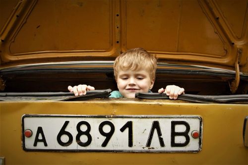 Vaikas, Retro Automobilis, Vintage, Geltona, Automobilis, Transporto Priemonė, Kelionė