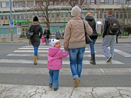 Vaikas, Maža Mergaitė, Vaikščioti, Mažas Vaikas