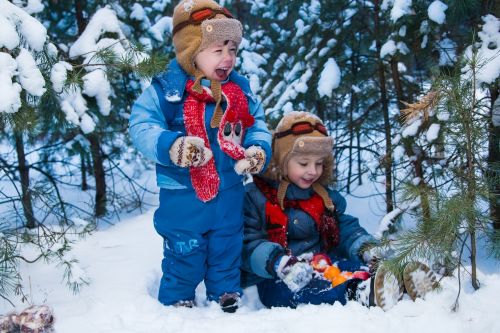 Vaikai, Žiema, Sniegas, Šaltis, Kūdikis, Džiaugsmas, Žaisti, Fotografuoti Vaikus, Žiemos Miškas, Snowdrift, Šaltas, Norvegija, Svalbaras, Rusija