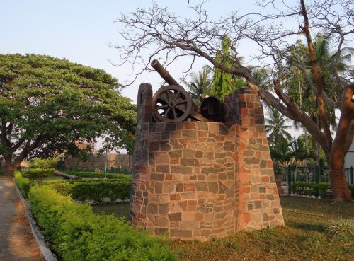 Kittur Fort, Fortas, Kanoninis Įrašas, Griuvėsiai, Kittur, Karnataka, Indija