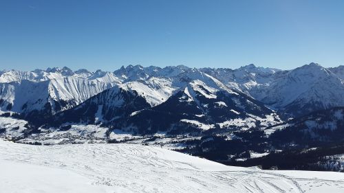 Kleinwalsertal, Allgäu, Oberallgäu, Žiema, Sniegas, Pėdsakai, Slidinėjimas Atokioje Pakrantėje, Panorama