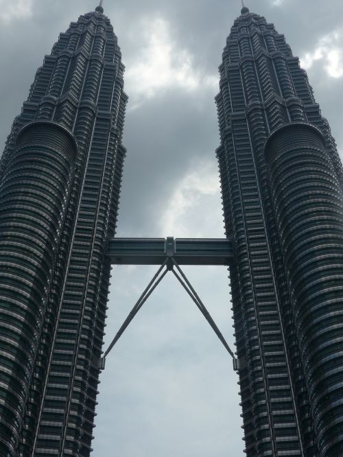 Kong Kuala, Malaizija, Petronas