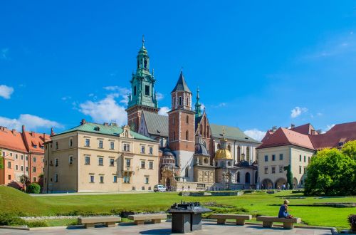 Krakow, Pilis, Tvirtovė, Sodas, Wawel, Europa, Lenkija, Bokštas, Miestas, Turizmas, Mėlynas Dangus