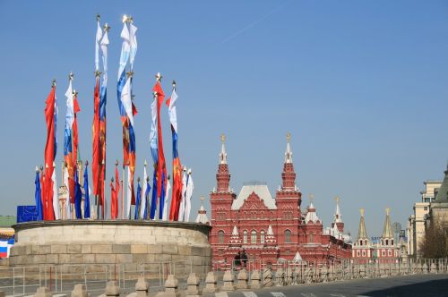 Kremlius, Pergalės Diena, Vėliavos, Karaliaus Podiumas, Raudonas Kvadratas, Mėlynas Dangus, Valstybinės Istorijos Muziejus