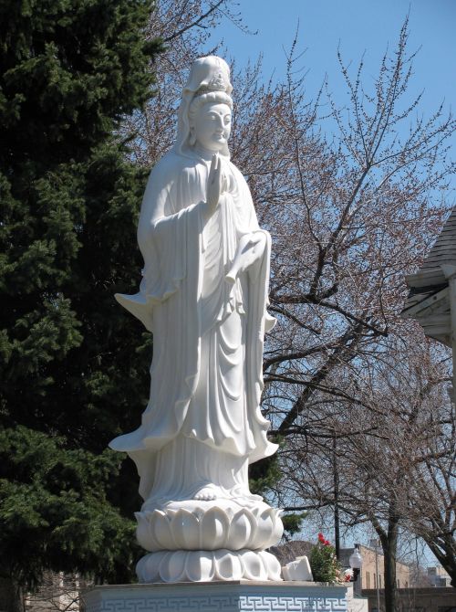 Kvan Yin Statula, Truc Lam Budizmo Šventykla, Čigonai, Illinois