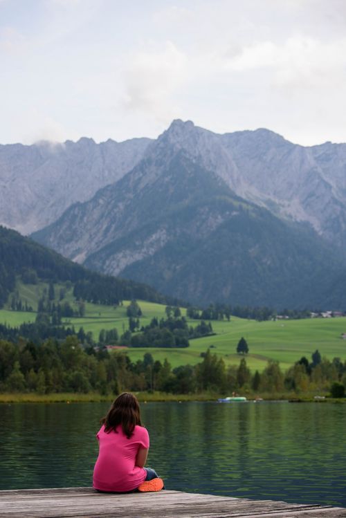 Ežeras, Kalnai, Kraštovaizdis, Miškas, Austria, Gamta, Tyrol, Walchsee, Mergaitė, Internetas, Perspektyva