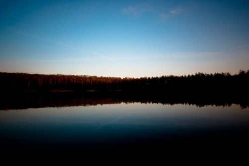 Ežeras, Vanduo, Atspindys, Gamta, Saulėlydis, Dusk, Medžiai, Miškas, Dangus